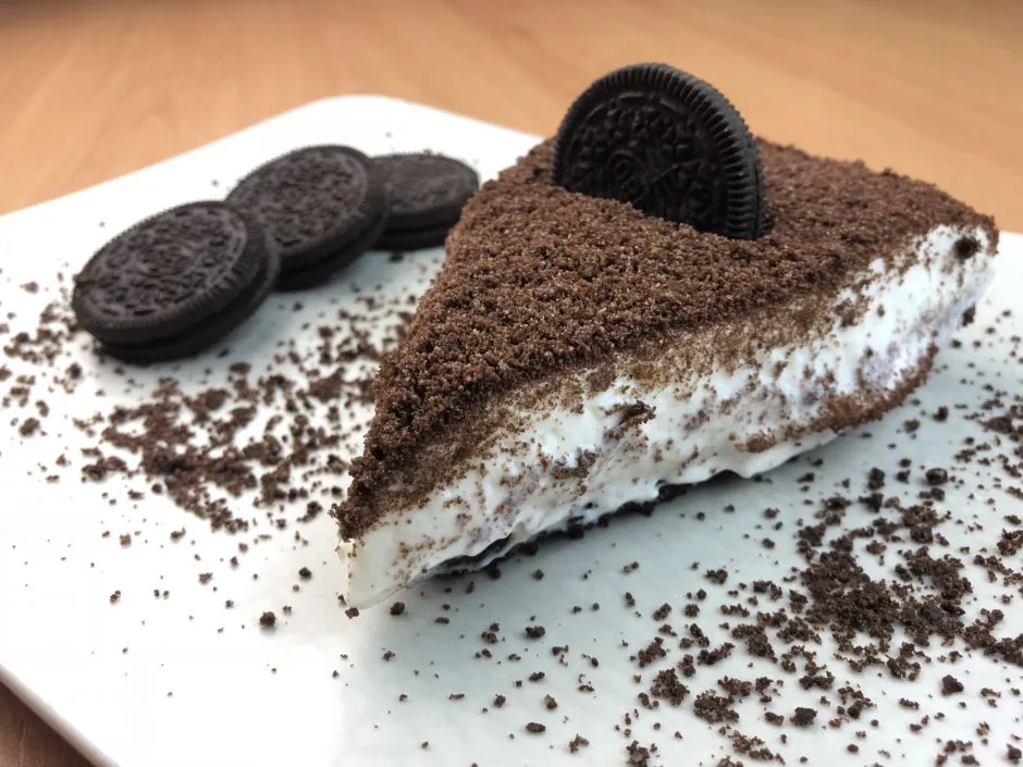 Kremalı Bisküvili Cheesecake tarifi