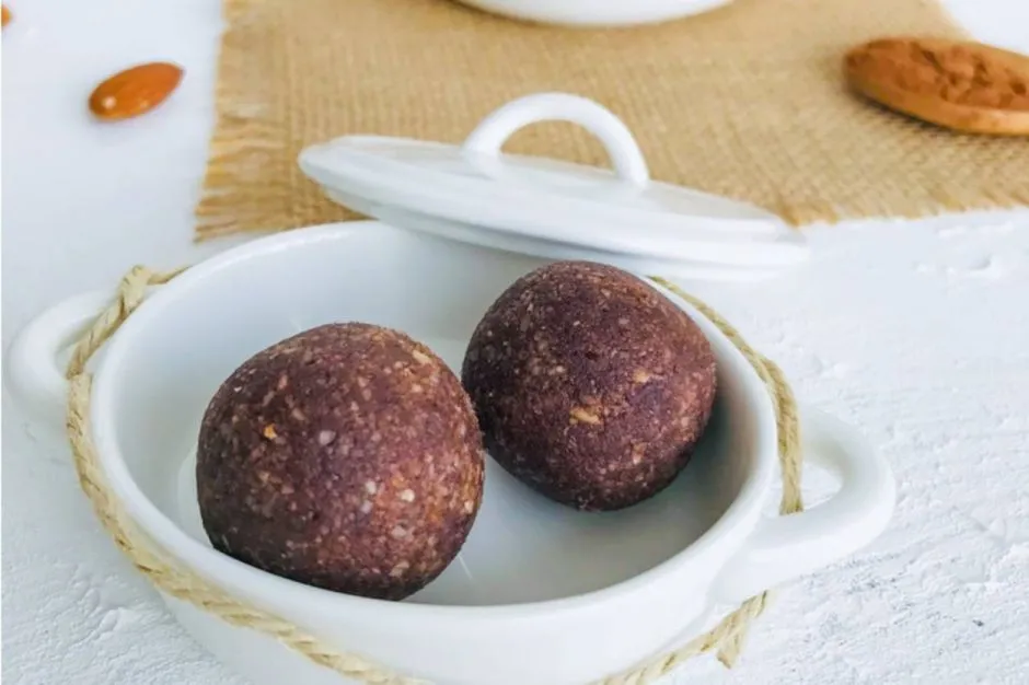 4 Malzemeli Çikolatalı Şekersiz Truffle tarifi