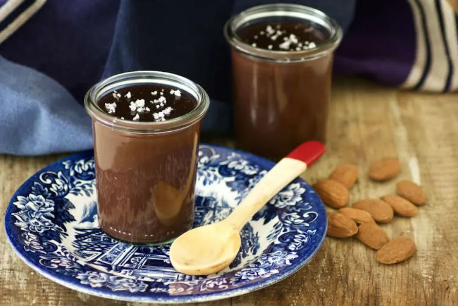 Bademli, Bitter Çikolatalı Puding tarifi