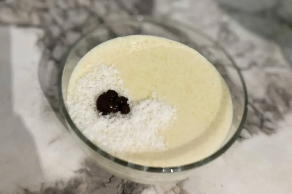 Ballı Hindistan Cevizli Muhallebi tarifi