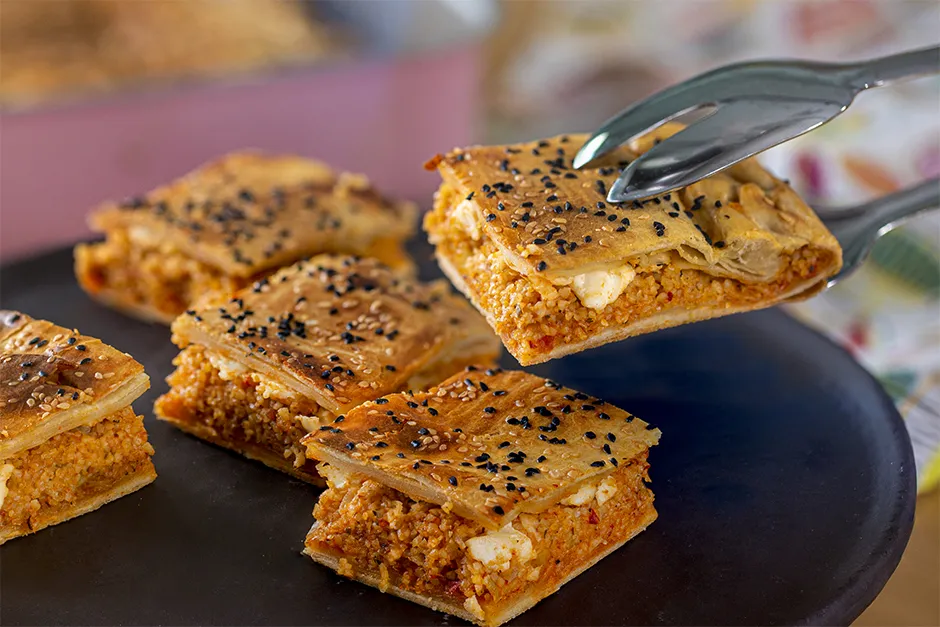 Bulgurlu Peynirli Börek tarifi