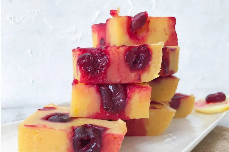 Beyaz Çikolatalı Limonlu Blondie tarifi