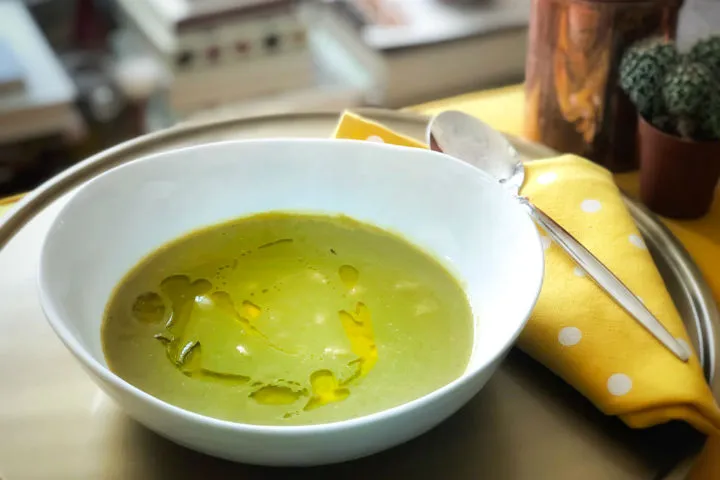 Brokoli Ve Pazı Çorbası tarifi