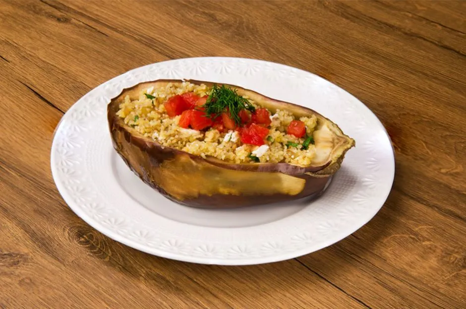 Bulgur Salatalı Patlıcan tarifi