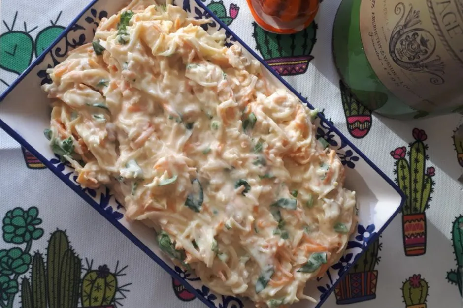 Yoğurtlu Kereviz Salatası tarifi