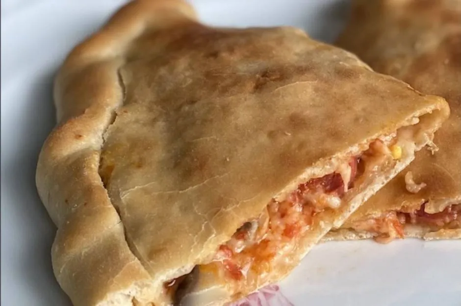 Calzone Pizza tarifi