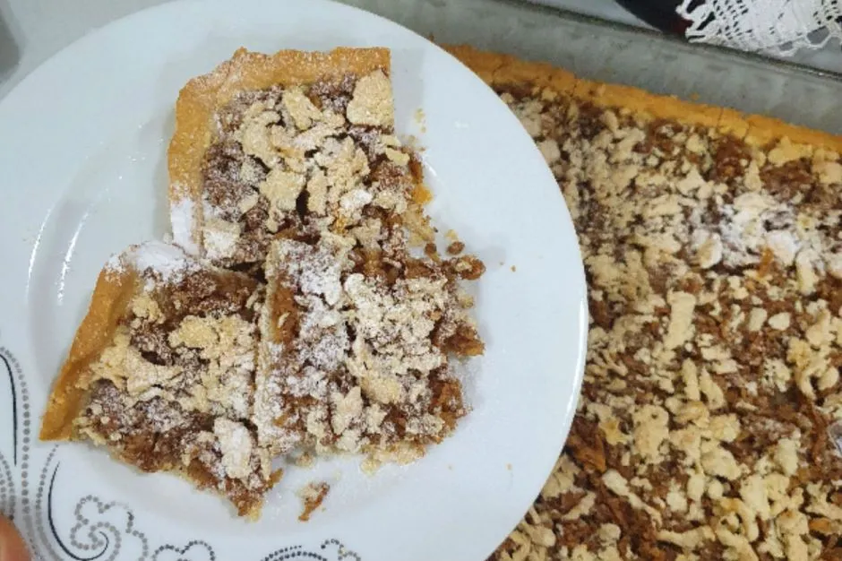 Cevizli Tarçınlı Elmalı Turta tarifi