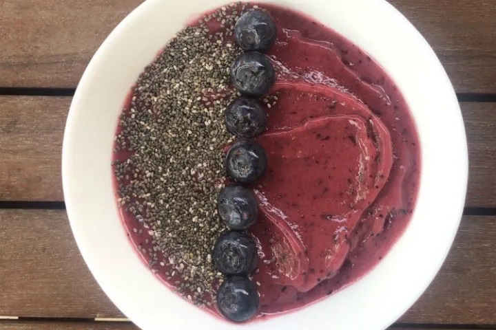 Chialı Smoothie Bowl tarifi