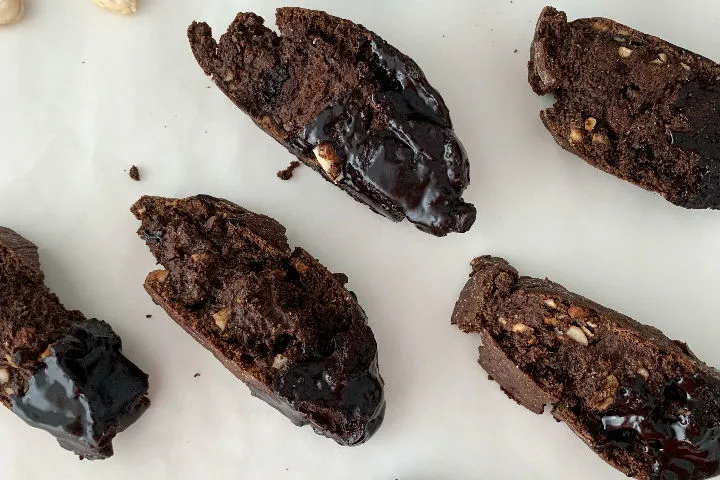 Çikolatalı Biscotti tarifi