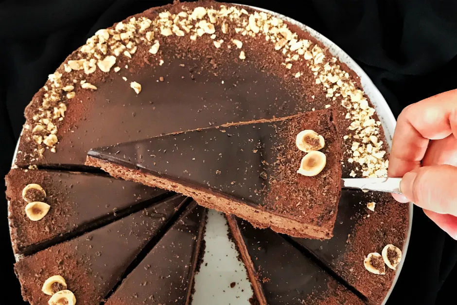 Çikolatalı Pişmeyen Cheesecake tarifi