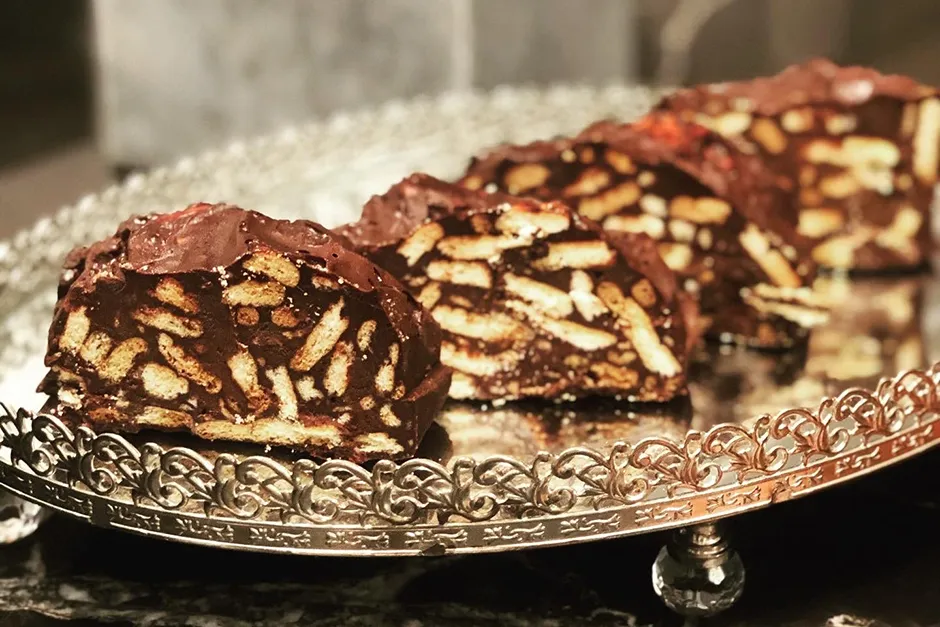 Çikolatalı Pratik Mozaik Pasta tarifi