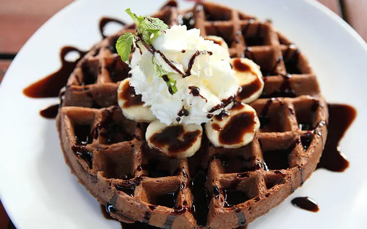Çikolatalı Waffle tarifi