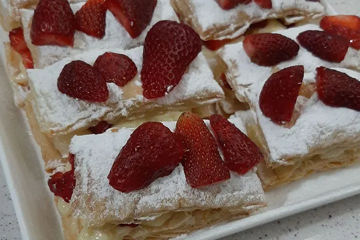Çilekli Milföy tarifi