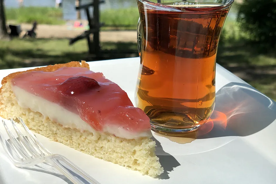 Çilekli Prenses Pastası tarifi