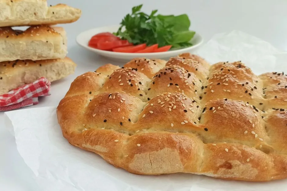 Çıtır Çıtır Ramazan Pidesi tarifi