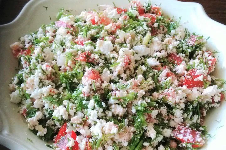 Çökelek Salatası tarifi