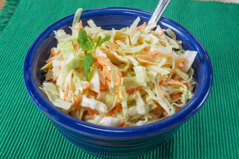 Coleslaw (Lahana Salatası) tarifi