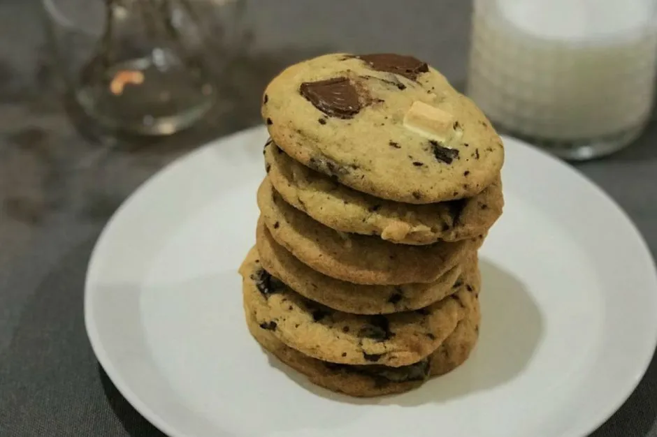 Akışkan Çikolatalı Cookie tarifi