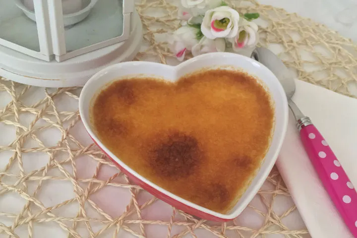Vanilyalı Creme Brulee tarifi