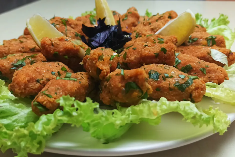 Dağılmayan Mercimek Köftesi tarifi