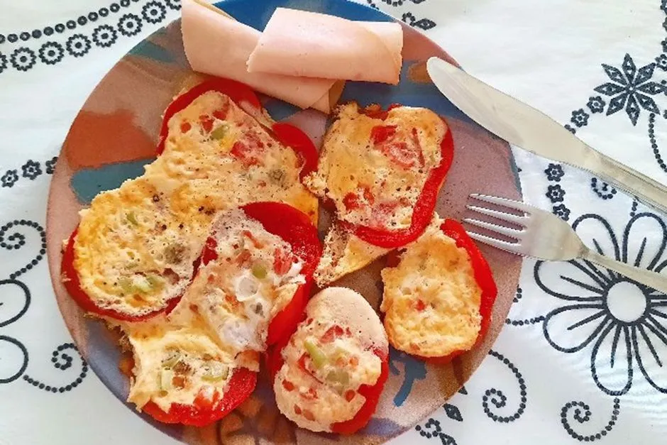Domatesli Omlet tarifi