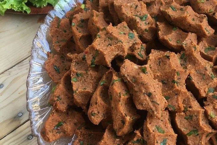 Etli Çiğ Köfte tarifi