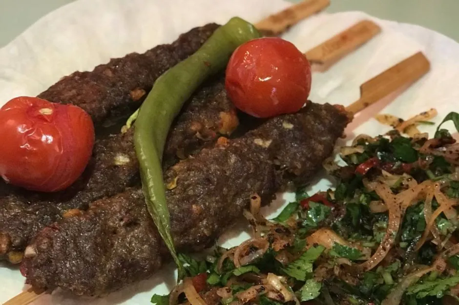 Evde Pratik Adana Kebap tarifi
