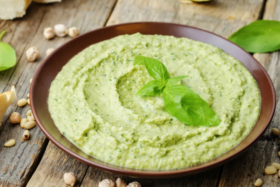 Fesleğenli Humus tarifi
