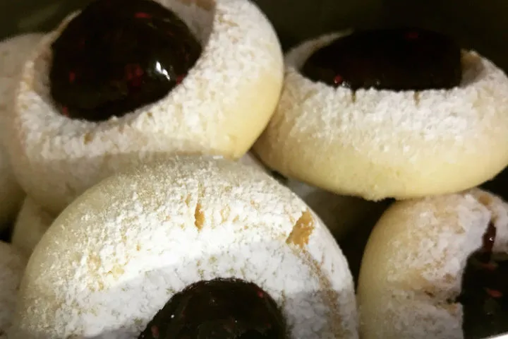 Frambuaz Soslu Kurabiye tarifi