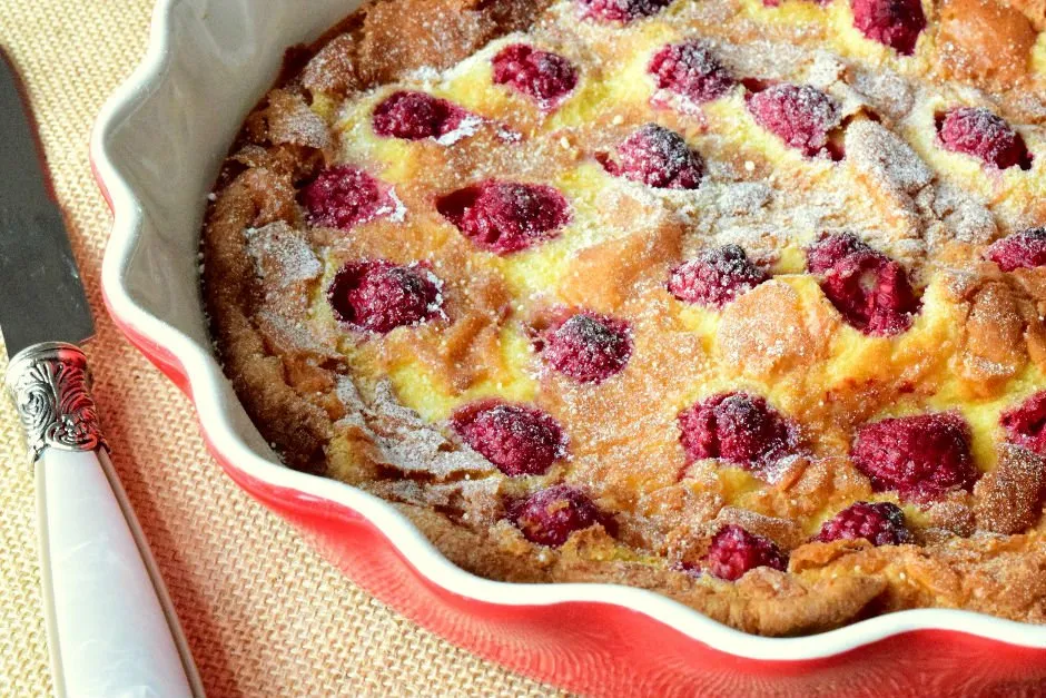 Frambuazlı Clafoutis (Klafuti) tarifi