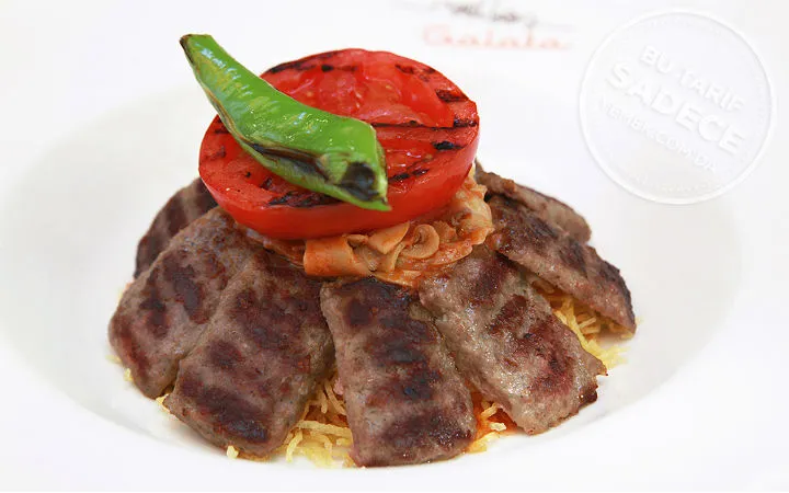 Mantar Soslu Çökertme Kebabı tarifi