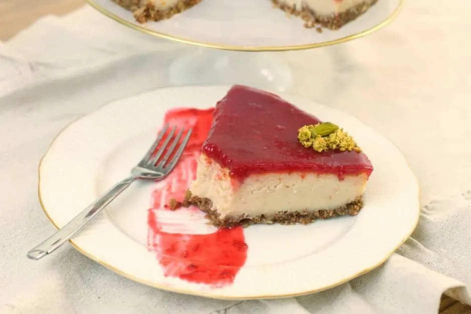 Glutensiz Rafine Şekersiz Cheesecake tarifi