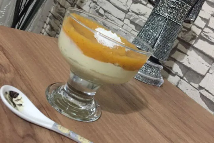 Trabzon Hurmalı İki Renkli Tatlı tarifi