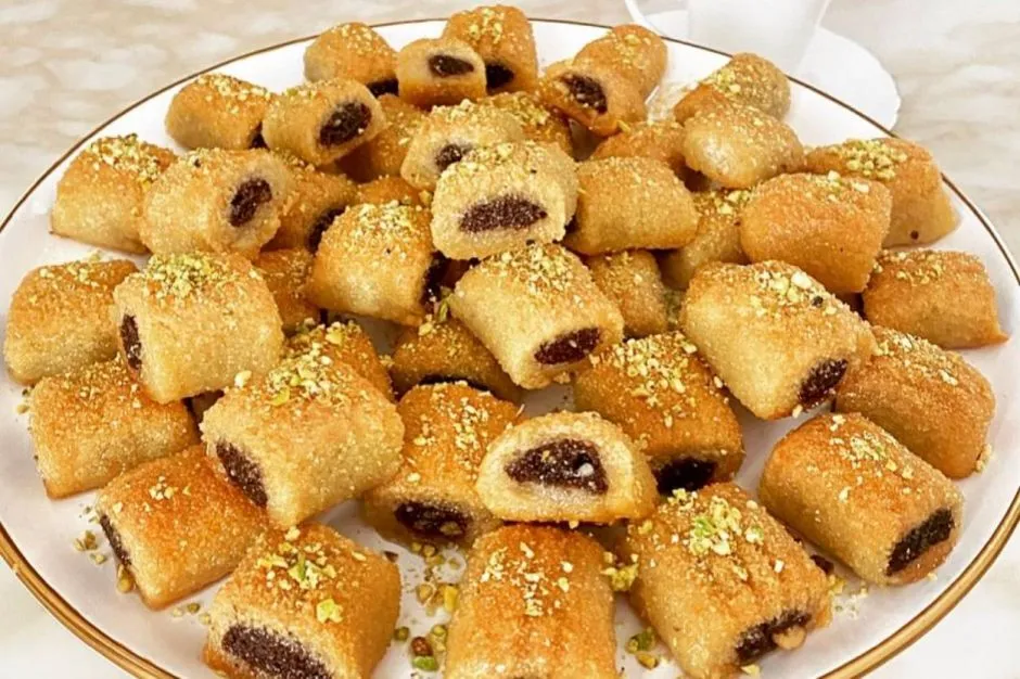 İki Renkli İrmikli Tatlı tarifi