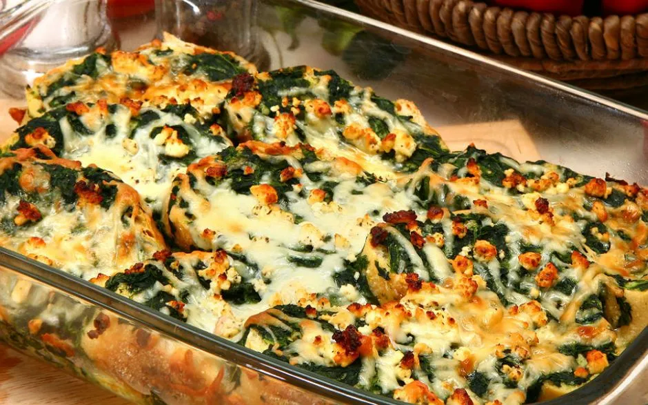 Ispanaklı, Peynirli Strata tarifi