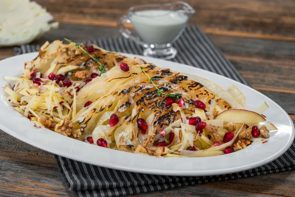 Izgara Lahana Salatası tarifi