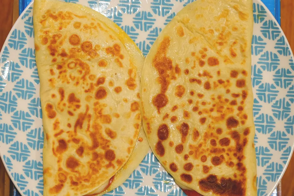 Kahvaltılık Dolgulu Krep tarifi