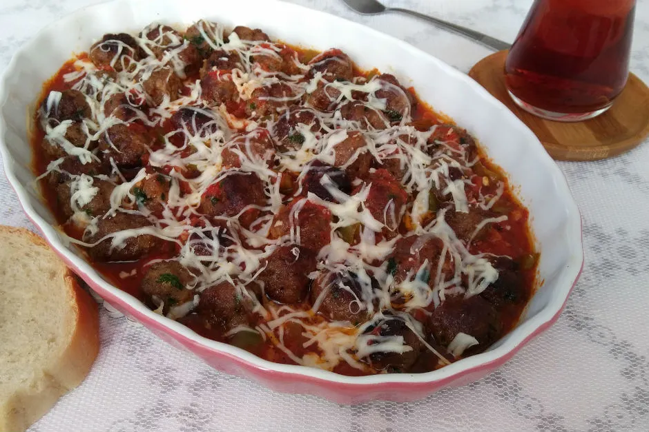Soslu Köfte tarifi