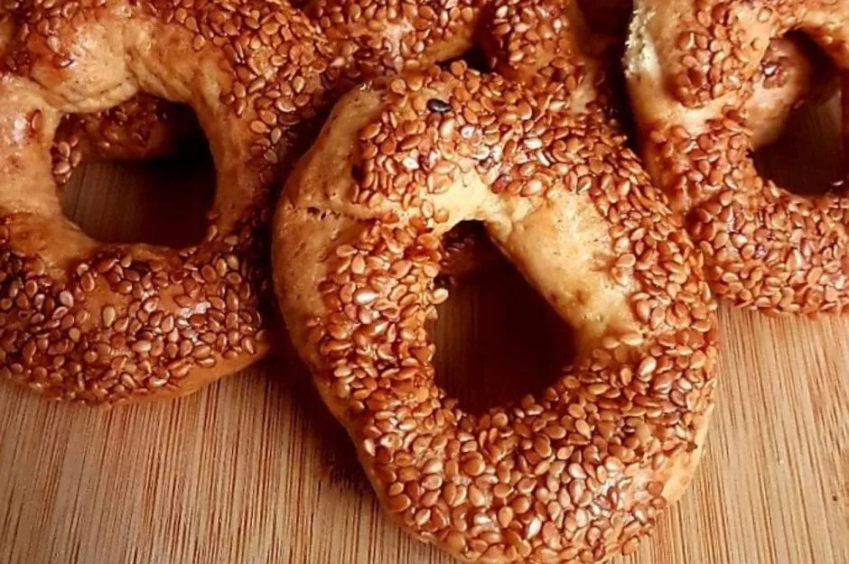 Susamlı Kandil Simidi tarifi