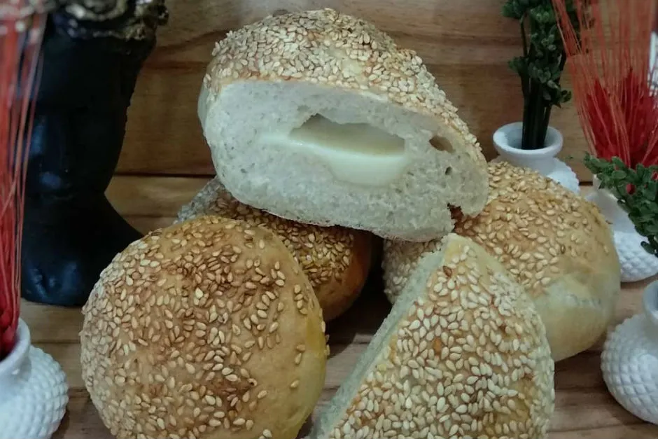 Kaşarlı Pastane Poğaçası tarifi
