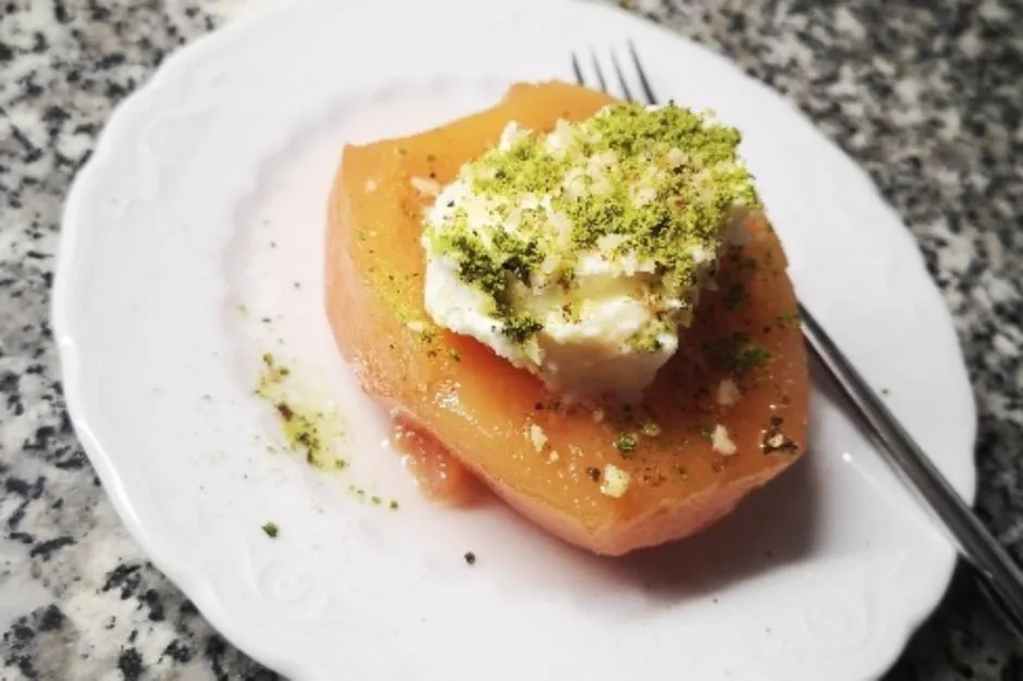 Kaymaklı Ayva Tatlısı tarifi