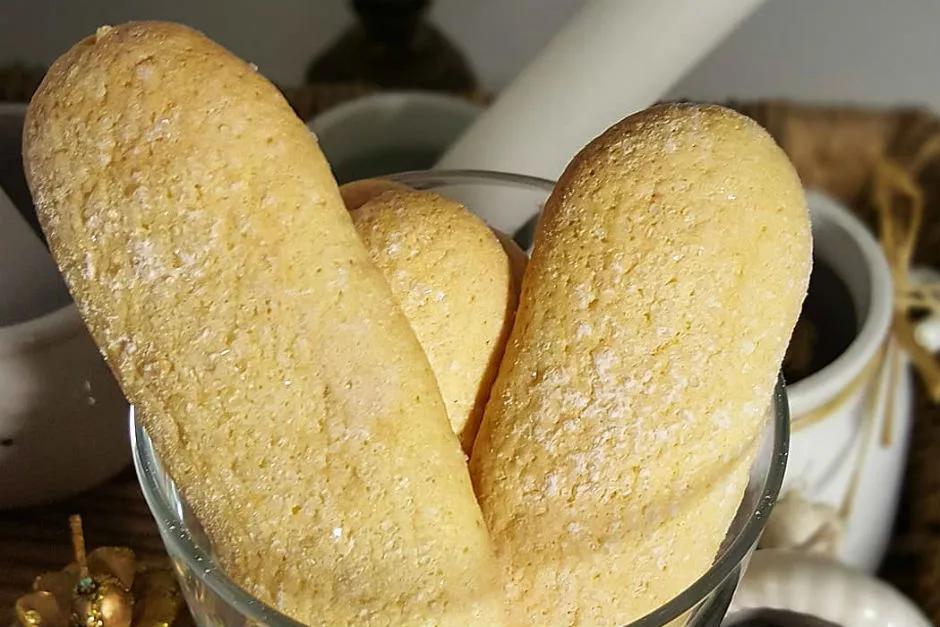 Kedidili Bisküvisi (Savoyer) tarifi