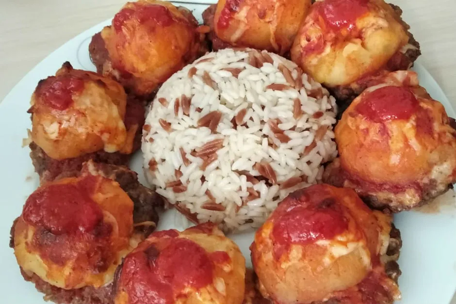 Köfte Çanağında Patates tarifi