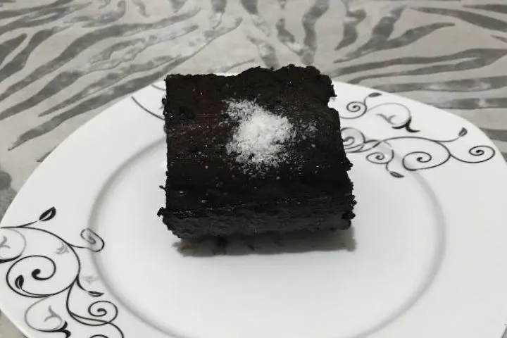 Kolay Brownie Kek tarifi