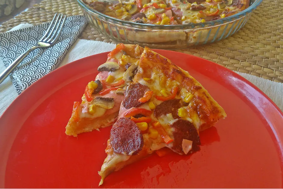 Ekmek Hamurundan Kolay Pizza tarifi