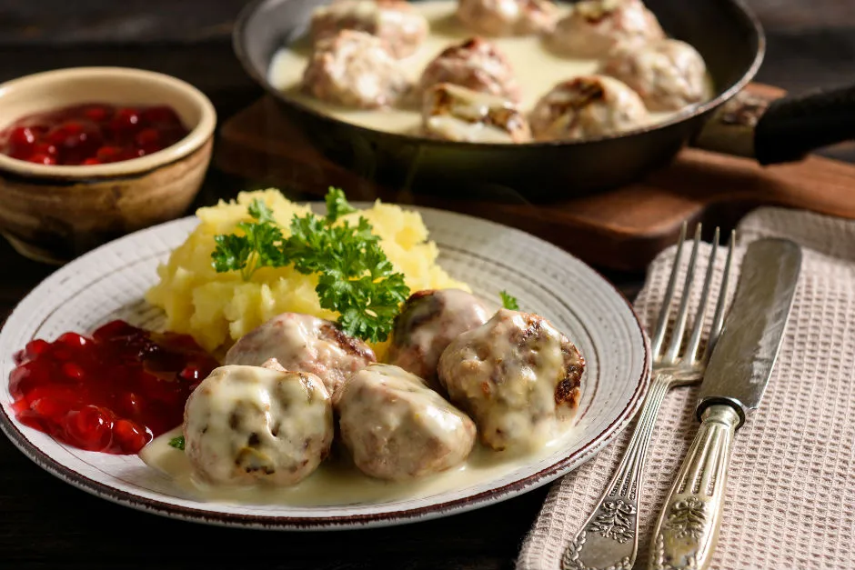 Köttbullar tarifi