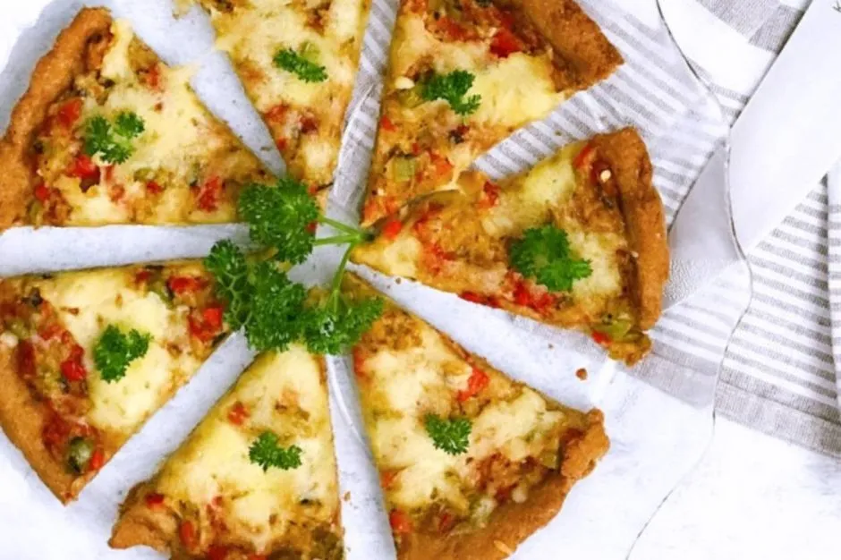 Köz Patlıcanlı ve Biberli Fit Kiş tarifi