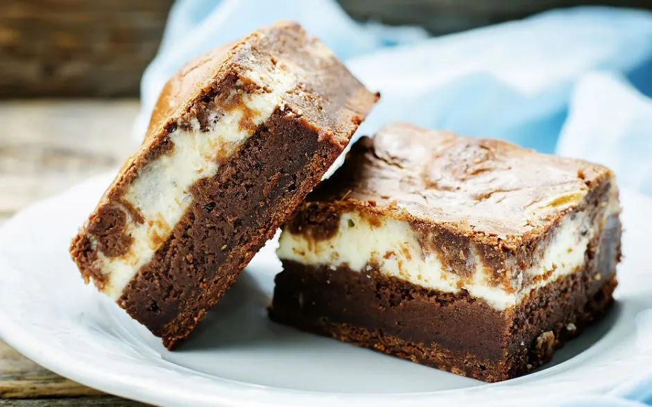 Labne Peynirli Brownie tarifi