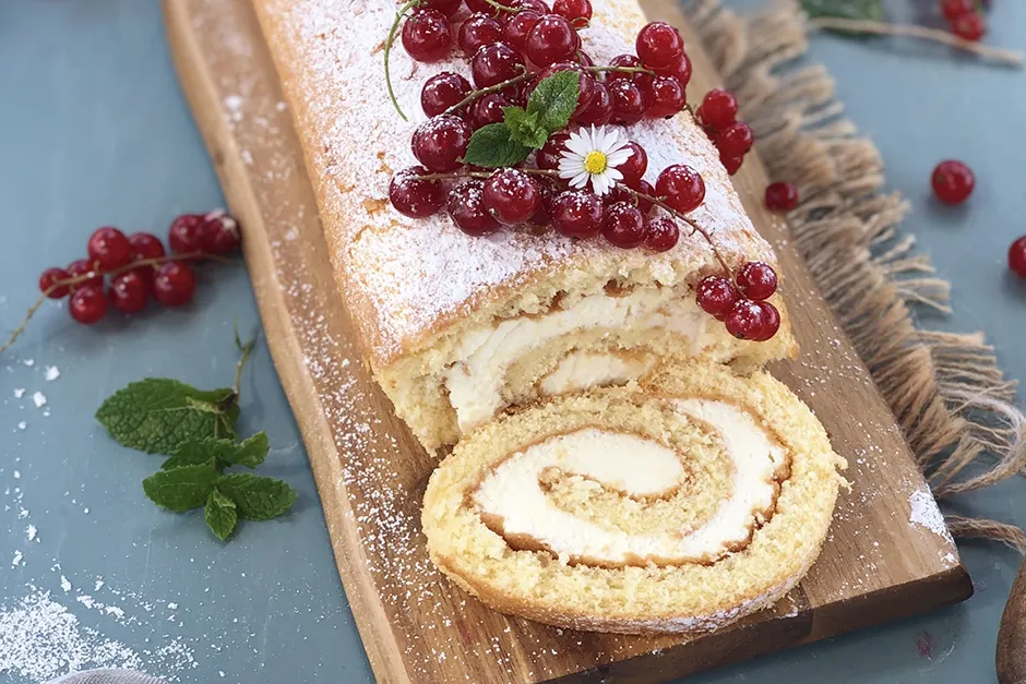 Kremalı Rulo Pasta tarifi
