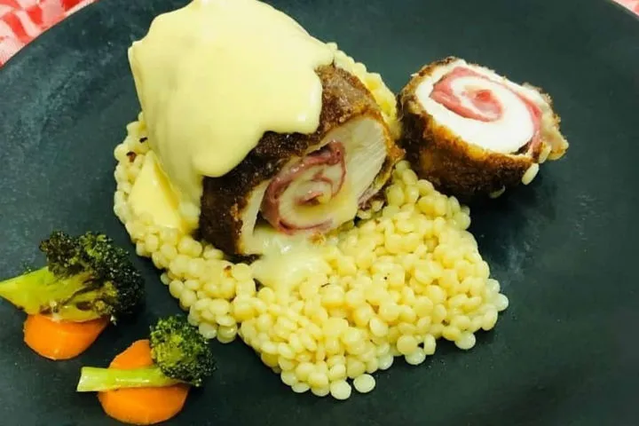 Kuskus Yatağında Cordon Bleu tarifi